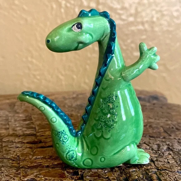 SOLD DO NOT BUY 🦖Rare🦖Vintage Dinosaur Salt & Pepper Shakers - Picture 6 of 8